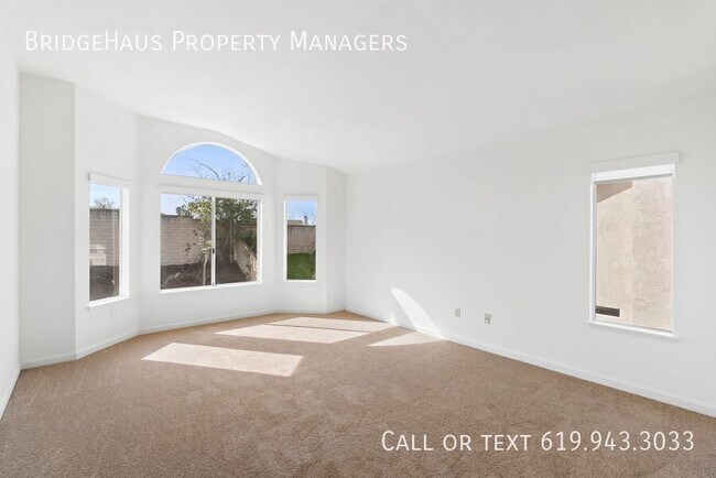 Building Photo - 10998 Corte Playa Barcelona