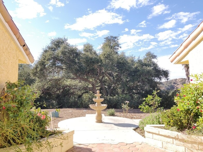 Building Photo - 17381 Canyon Heights Dr