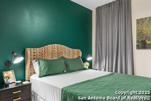 Building Photo - 6790 river