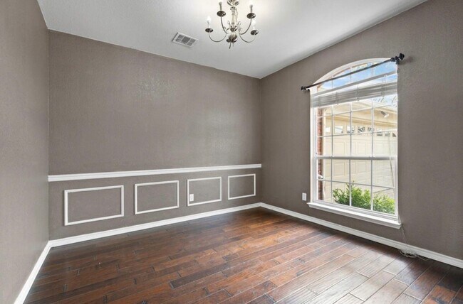 Building Photo - 12258 Latigo Dr