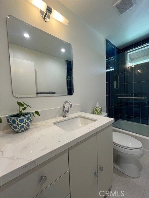 Building Photo - 43342 Callaway Ct