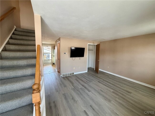 Building Photo - 1336 Westcott St