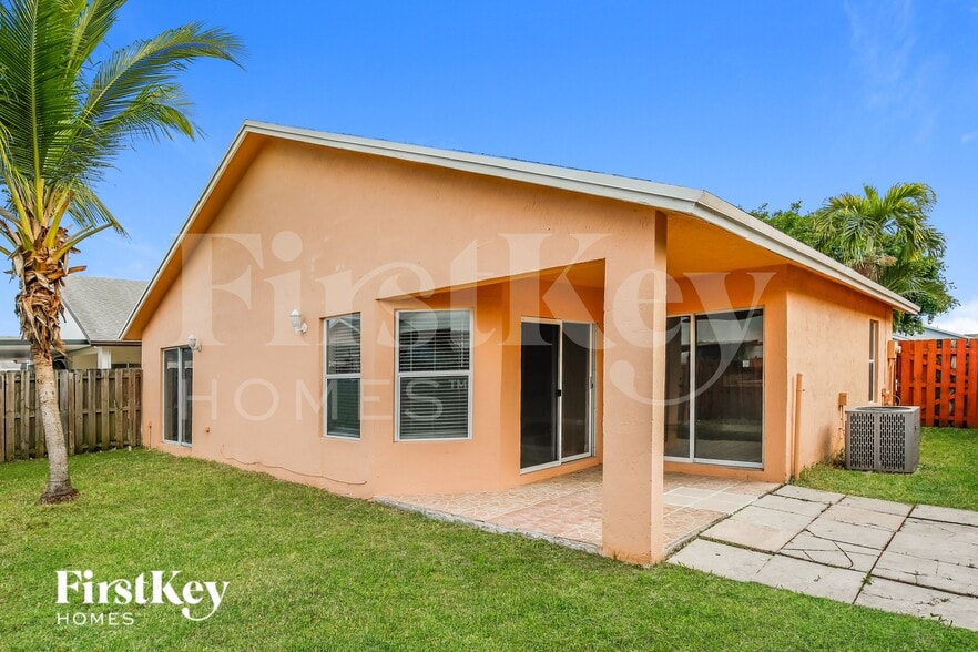 Building Photo - 25024 SW 128th Pl