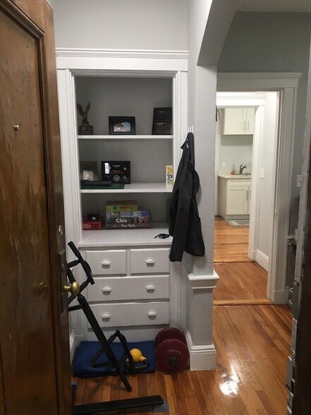 Building Photo - 7 Weld Hill St