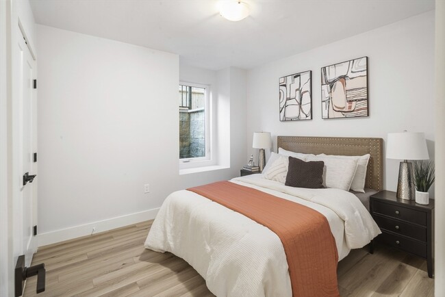 Building Photo - 315 Pearl St