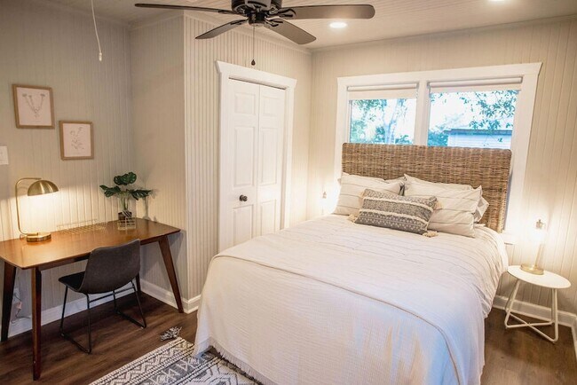 Building Photo - 3480 Johan Blvd