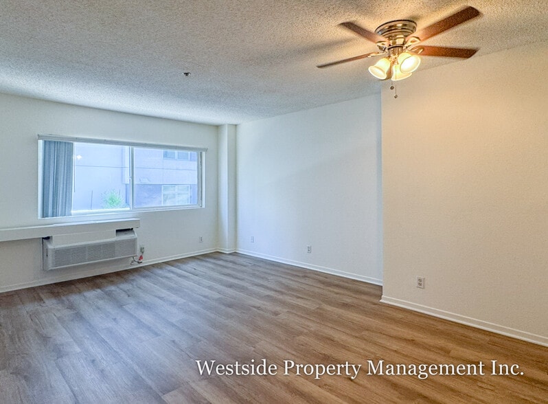 Building Photo - Overland Apartments