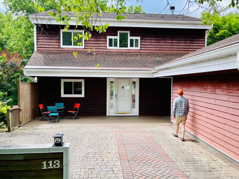 Building Photo - 113 Penny Ln