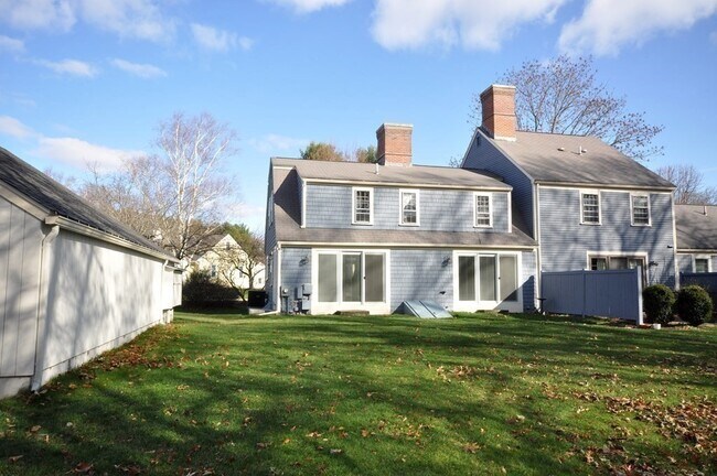 Building Photo - 15 Seaborn Pl