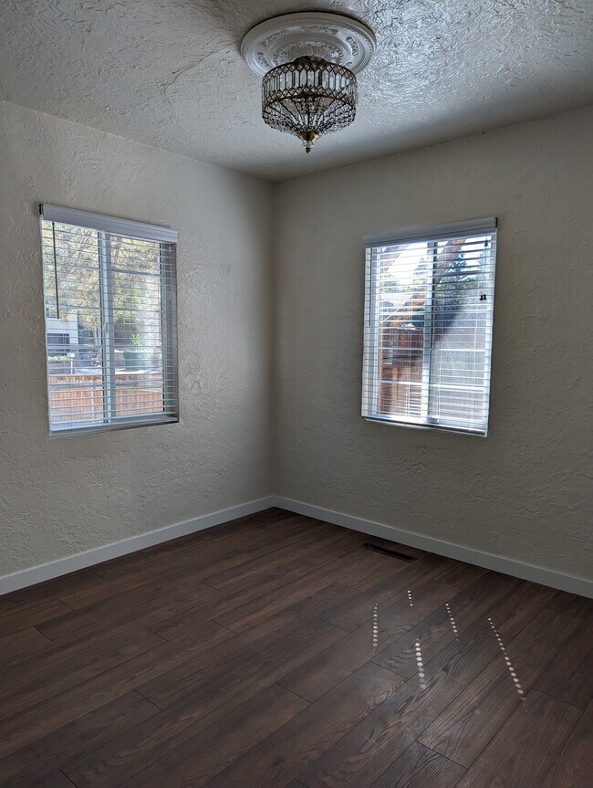 Building Photo - 1601 Plumas St