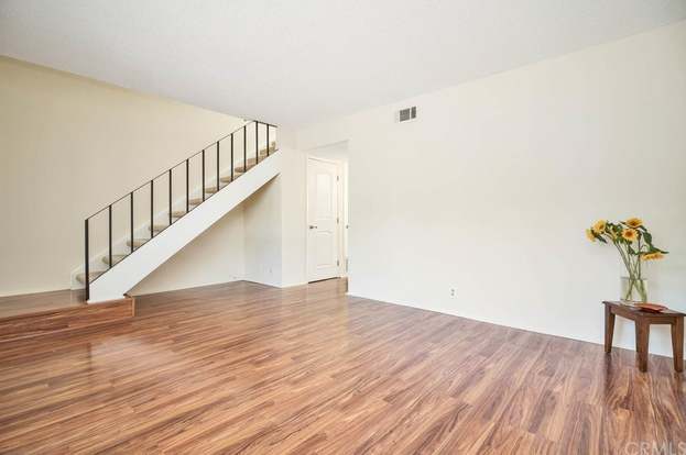 Building Photo - 8 Rosemary-