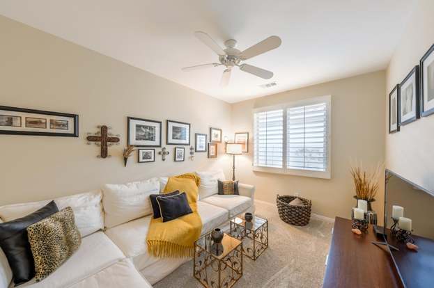 Building Photo - 80528 Avenida Camarillo