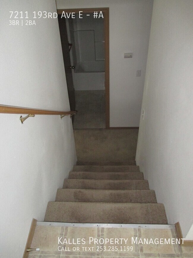 **PENDING APP**Beautiful 3 Bedroom Duplex 7211 193rd Ave E Sumner