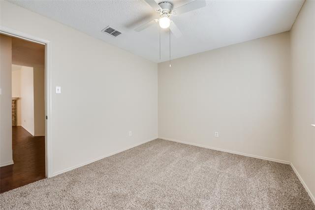 Building Photo - 1629 Thornhill Ln