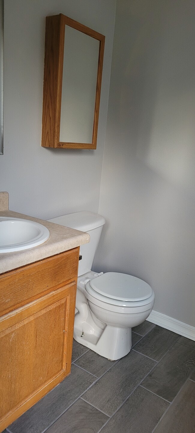 Building Photo - 1989 Todd Cove