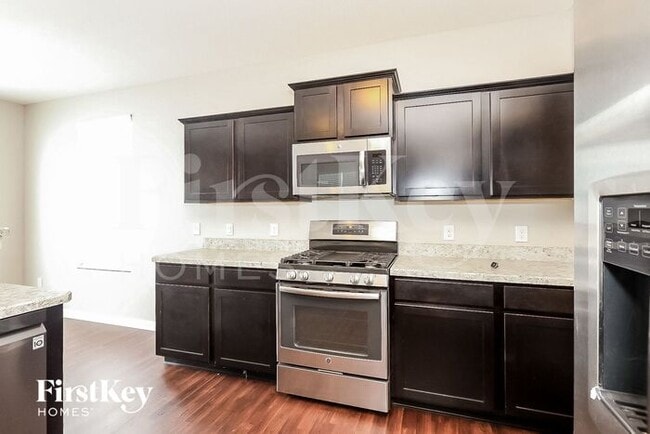 Building Photo - 5609 Alliance Way