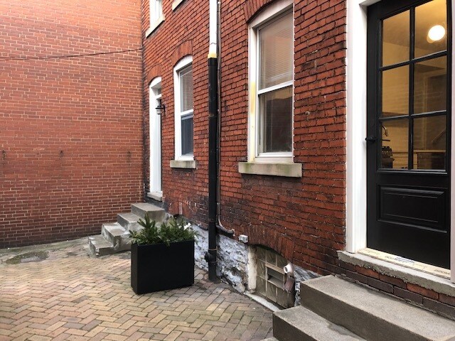 Building Photo - 4406 Cessna Way