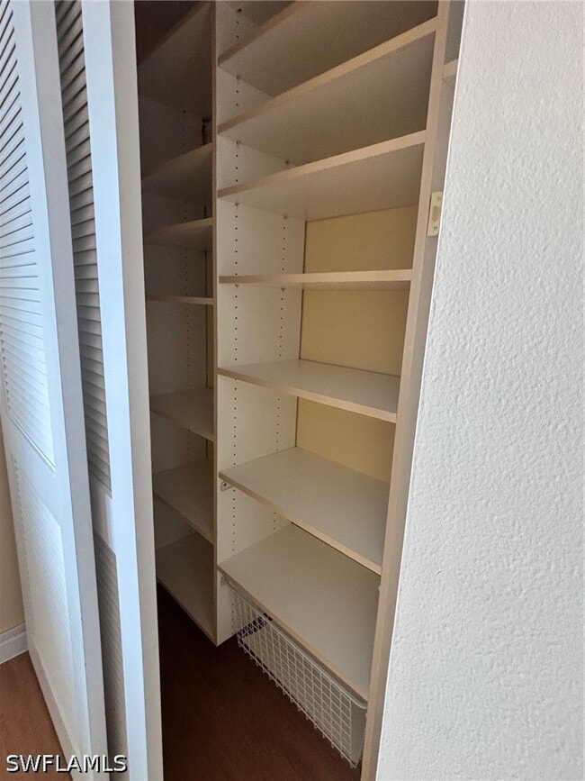 Building Photo - 296 4th Ave S