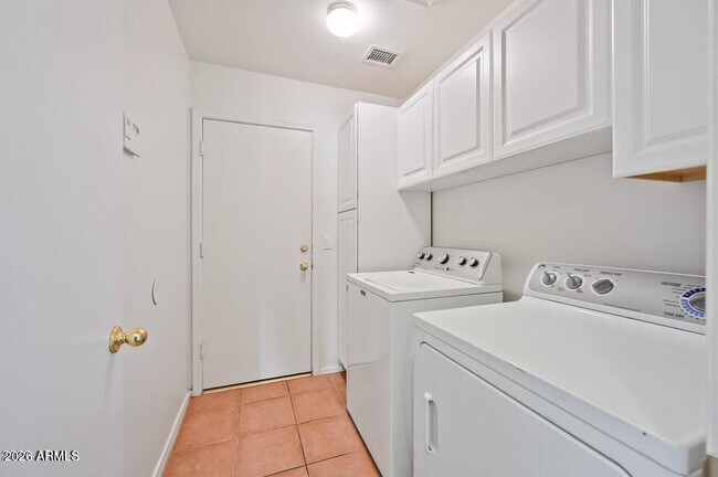 Building Photo - 6893 W Firebird Dr