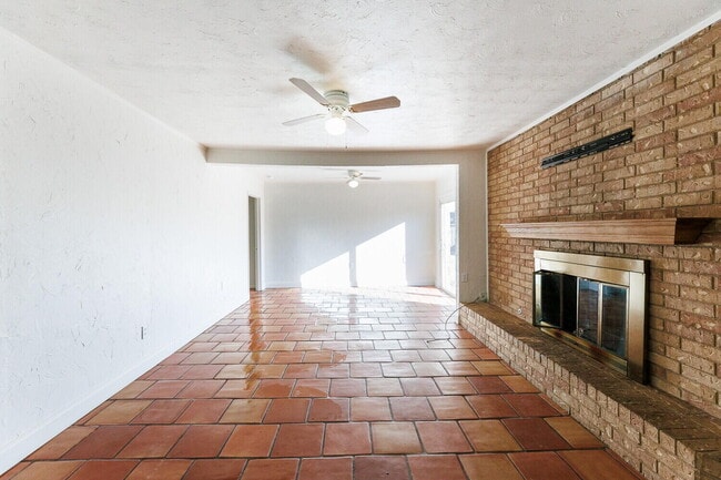 Building Photo - 4714 46th St