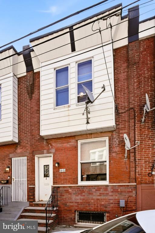 Building Photo - 1631 S Etting St