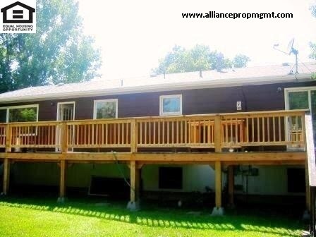 Building Photo - Light & Bright Dog Friendly House In A Great Location!