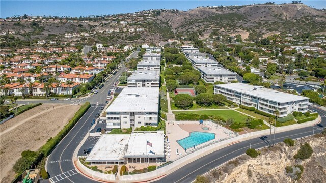 Building Photo - 32614 Coastsite Dr
