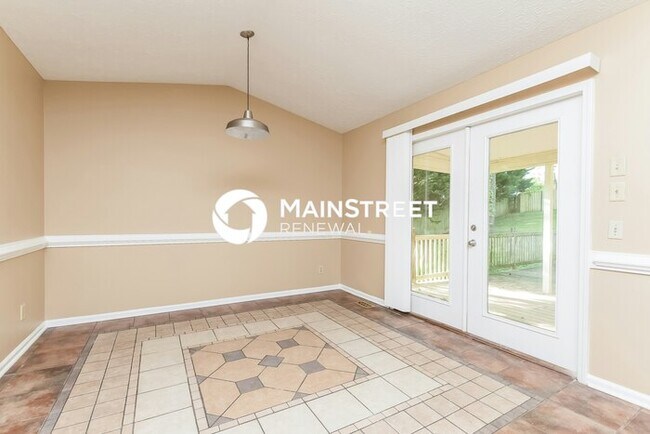 Building Photo - 3 Bedroom Pet-Friendly Home in Woodstock, GA with Main Street Renewal