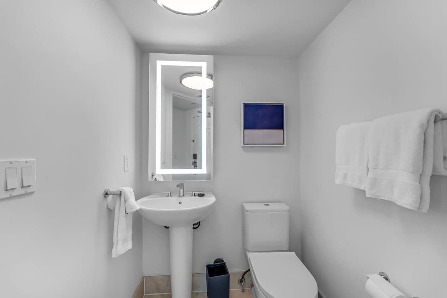 Building Photo - 4401 Collins Ave