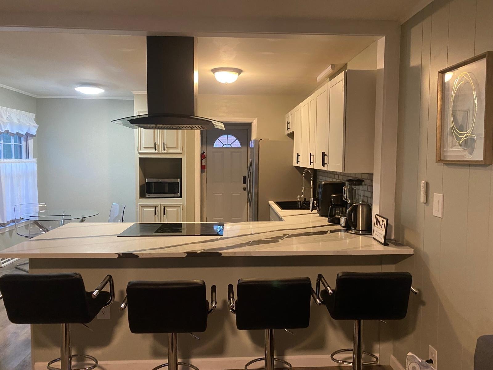 Building Photo - 3030 Courtland Dr
