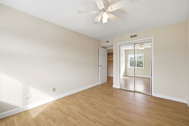 Building Photo - 1800JPA #912