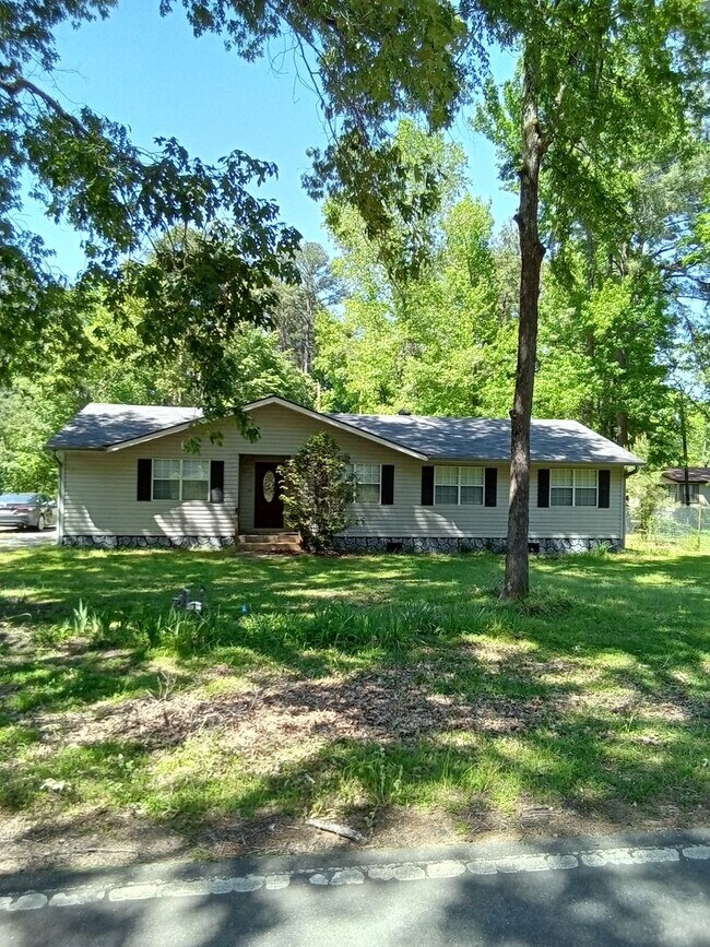 Primary Photo - HAUGHTON