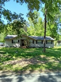 Building Photo - Haughton Home!