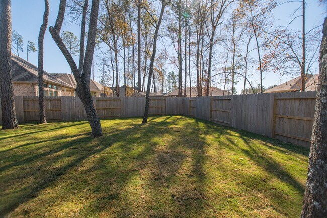 Building Photo - 17138 Crimson Crest Dr