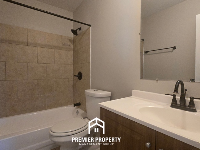 Building Photo - Charming 3BR Home in St. Louis | Hardwood Floors, Bright Living Space & W/D Hookups