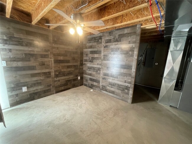 Building Photo - 634 Country Heights Dr