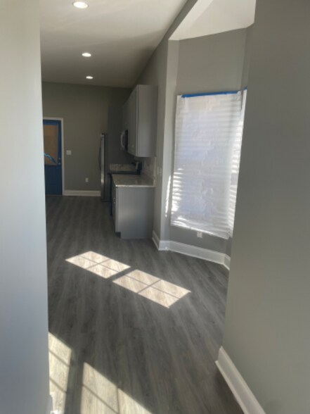 Building Photo - 612 Chestnut Hill Ave