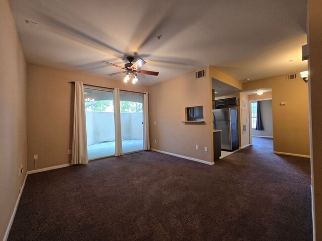 Building Photo - CANYON CREST CONDO