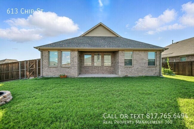 Building Photo - 613 Chip St