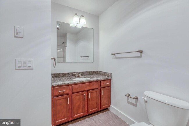 Building Photo - 4122 Haverford Ave