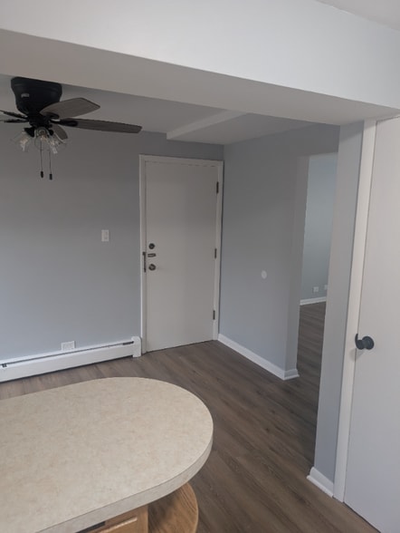 Building Photo - 3205 W 97th St