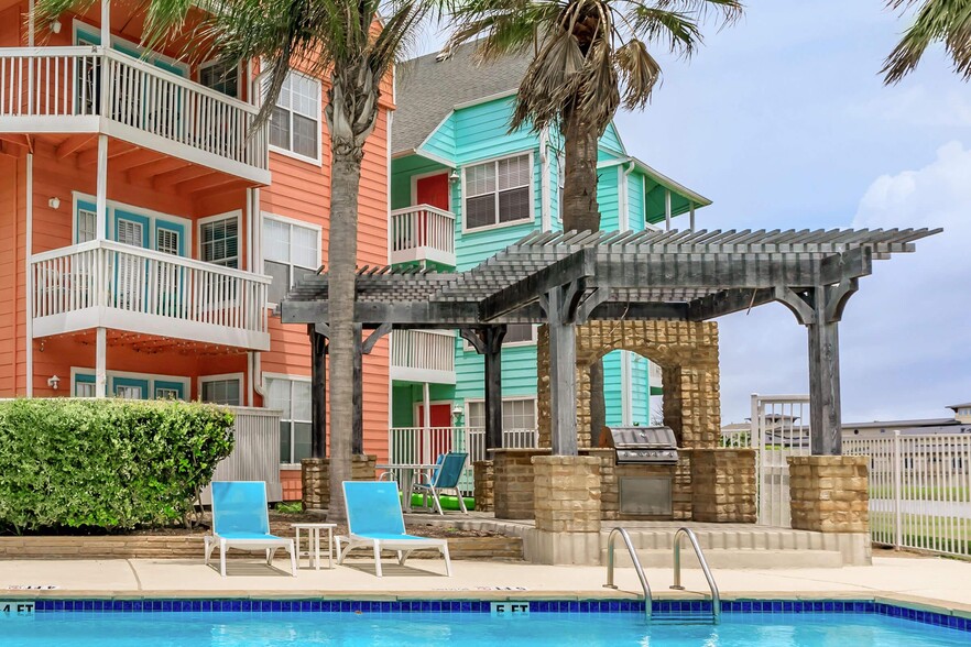 Building Photo - Residence at West Beach