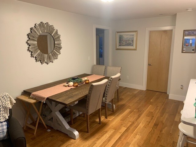 Dining Room - 51 Glen Rd