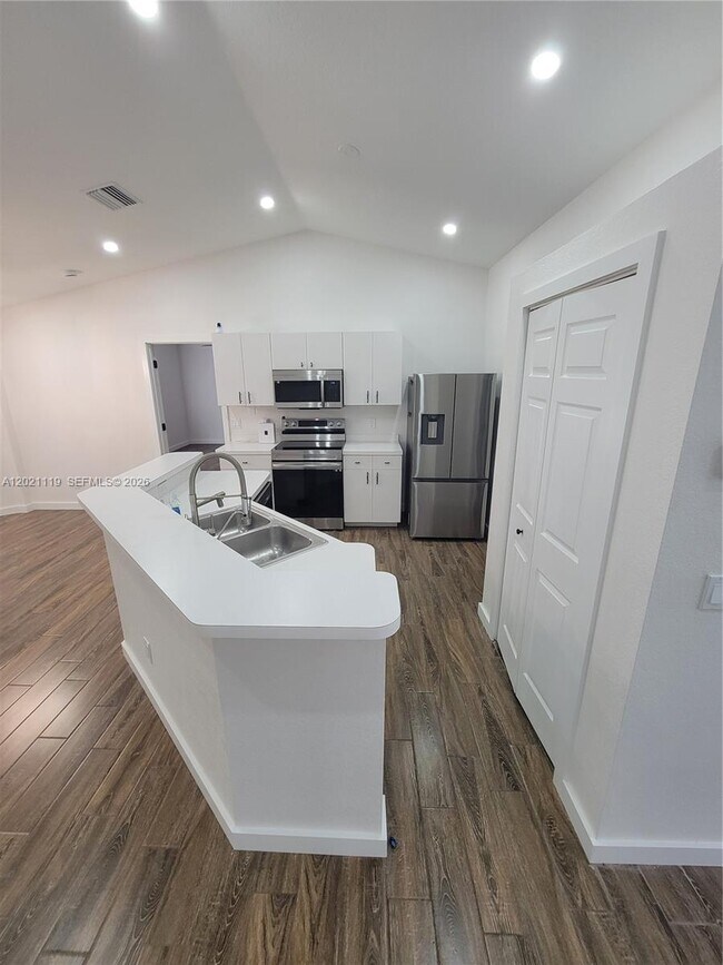 Building Photo - 3415 Sulstone Dr