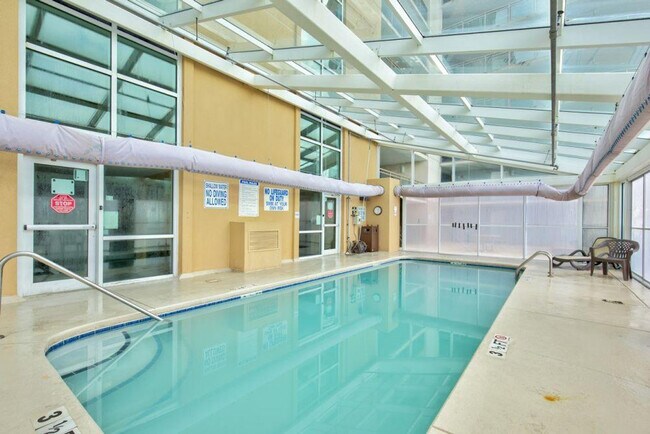 Building Photo - 1321 S Ocean Blvd