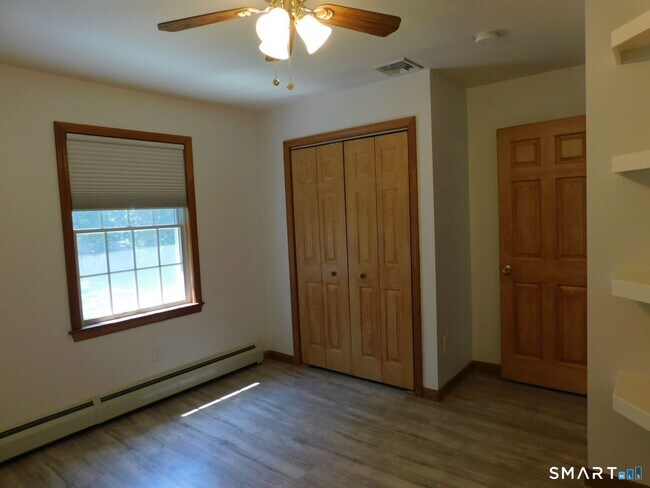 Building Photo - 60 Osga Ln