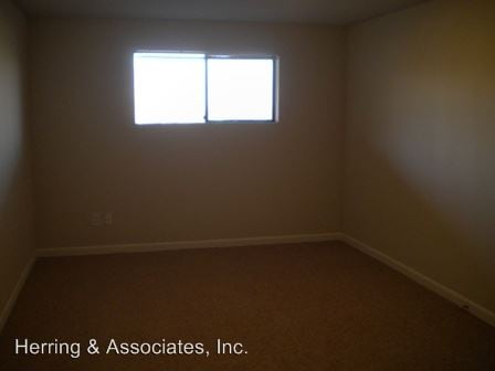 Building Photo - 1826 Rocklund Dr