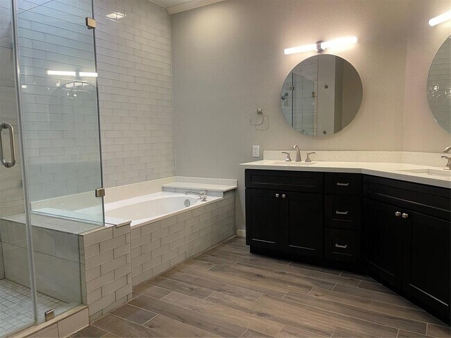 Building Photo - 20803 Lavenderwood Dr