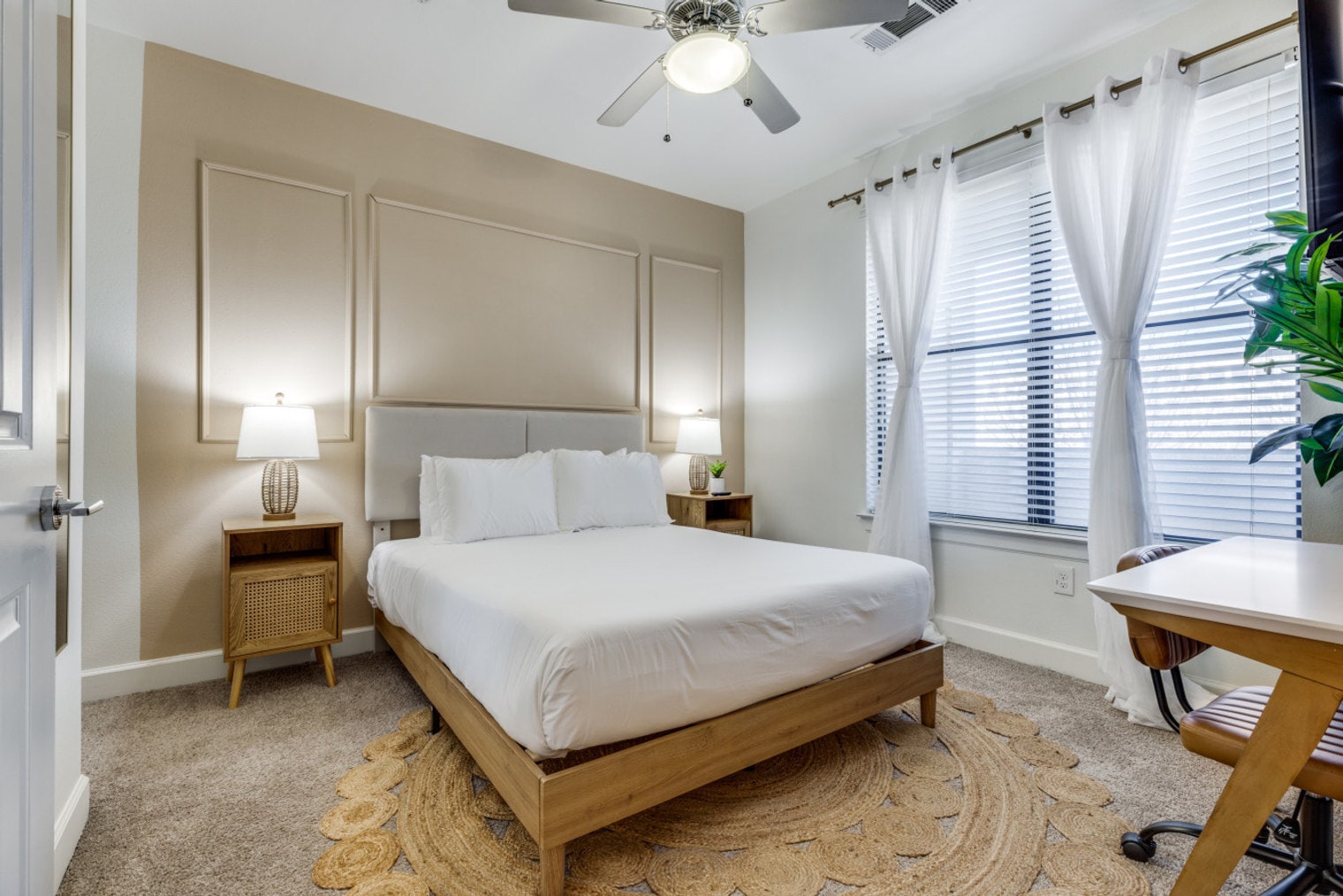 Building Photo - 1221 Legacy Dr