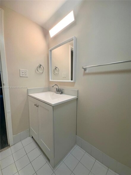 Building Photo - 2935 NE 163rd St